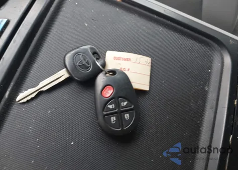 2015 Toyota Sienna Le 8 Passenger from USA, damaged, VIN 5TDKK3DC5FS597192